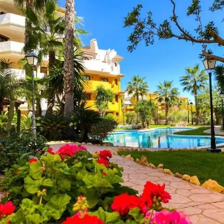 Apartamento Sunny View, Punta Prima, Panorama Park, Close To The Sea Plus 2 Swimming Pools Appartement *